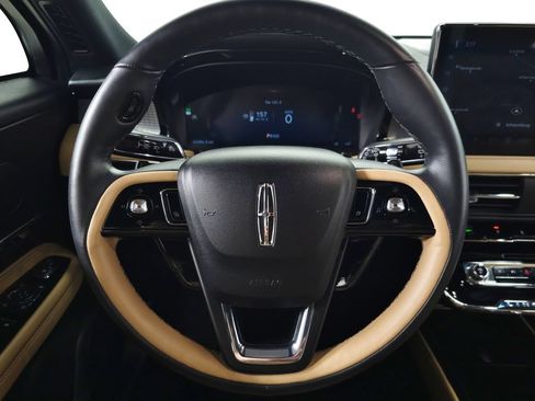 Used 2023 Lincoln Corsair Reserve FWD image 19