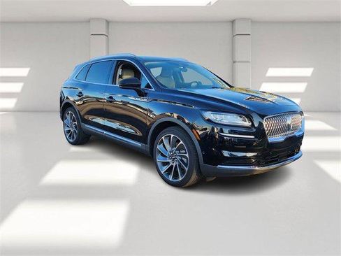 Used 2021 Lincoln Nautilus Reserve w/ Equipment Group 201A image 7