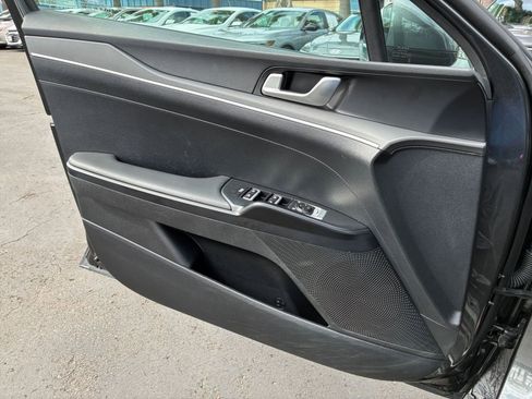 Used 2025 Kia K5 LXS FWD image 18