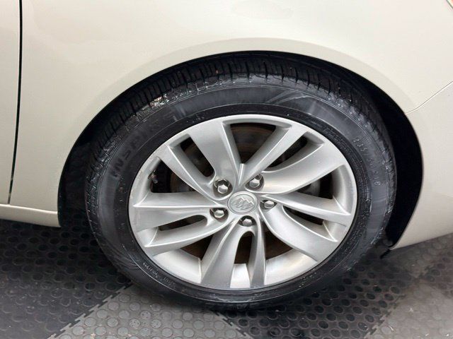 Used 2015 Buick Regal FWD image 13
