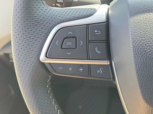 New 2026 Toyota Sienna Limited AWD/4WD image 9