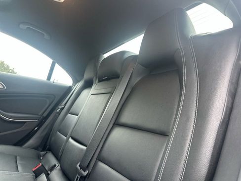 Used 2018 Mercedes-Benz CLA 250 4MATIC image 20