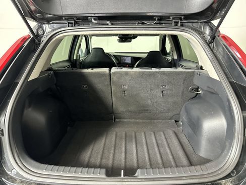 Used 2024 Kia Niro LX FWD image 25
