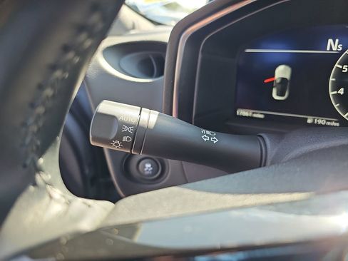 Used 2024 Nissan Z Performance w/ Floor Mat Package image 28