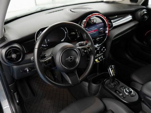 Used 2023 MINI Cooper SE image 3