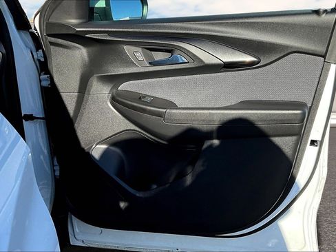 Used 2022 Chevrolet TrailBlazer LT w/ Driver Confidence Package image 20