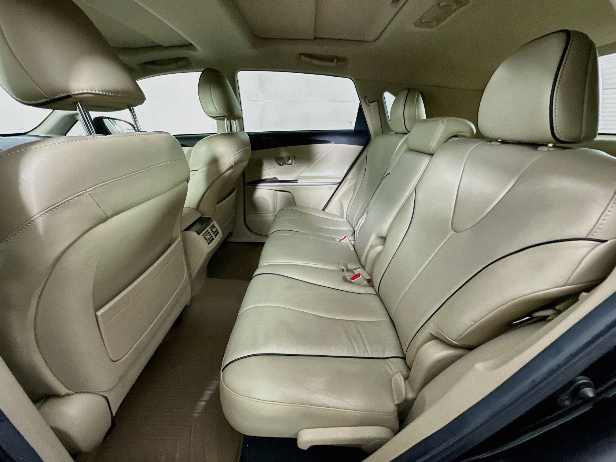 Used 2014 Toyota Venza Limited w/ Tow Prep Package AWD/4WD image 28