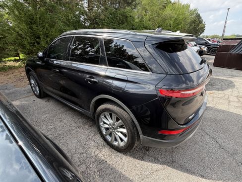 Used 2021 Lincoln Corsair AWD w/ Premium Package image 11