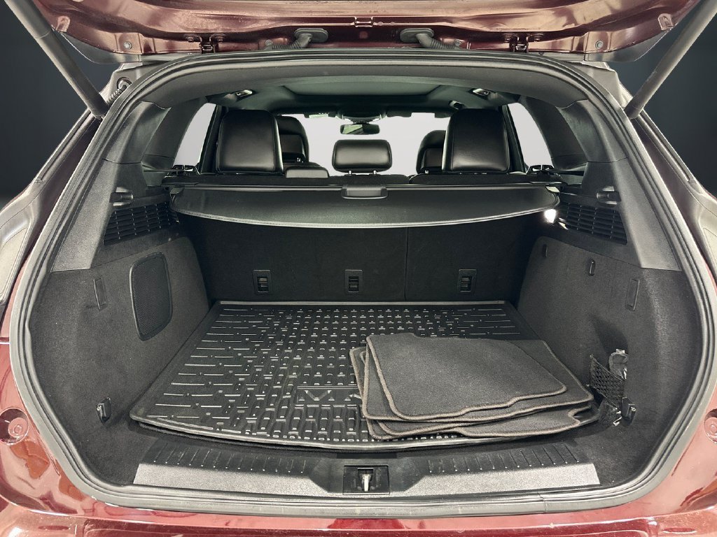 Used 2019 Lincoln MKC Select w/ Select Plus Package FWD image 12