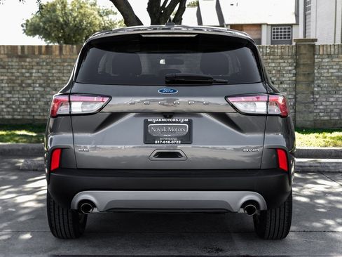 Used 2022 Ford Escape SE w/ Convenience Package image 18