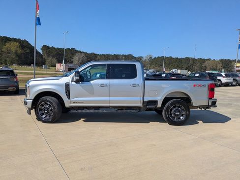 Used 2024 Ford F350 Lariat w/ Sport Appearance Package image 5