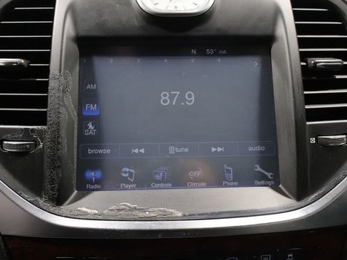 Used 2013 Chrysler 300 RWD image 27