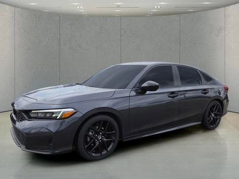 Used 2025 Honda Civic Sport image 30