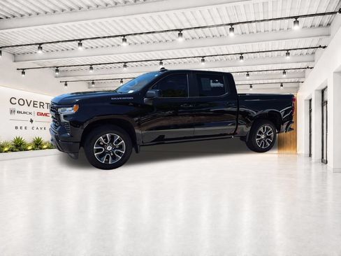 Used 2022 Chevrolet Silverado 1500 RST RWD image 5
