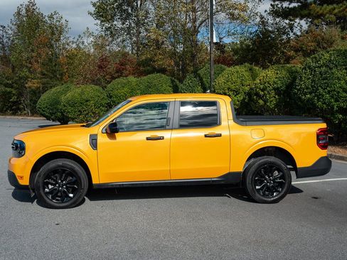 Used 2023 Ford Maverick XLT w/ Black Appearance Package image 5