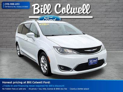 Used 2018 Chrysler Pacifica Touring-L w/ Tire & Wheel Group