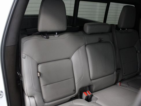 Used 2020 Chevrolet Silverado 1500 LTZ w/ LTZ Convenience Package image 25