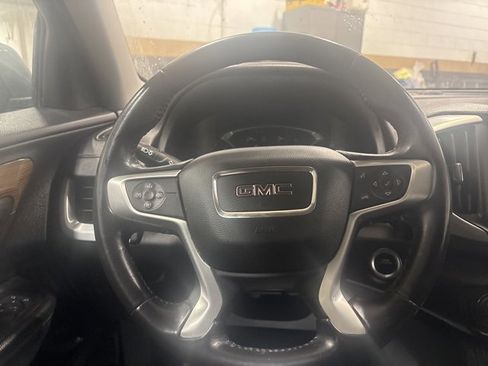 Used 2019 GMC Terrain SLE w/ Driver Convenience Package image 13