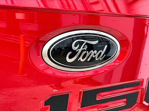 Used 2023 Ford F150 Lariat w/ Equipment Group 502A High image 31