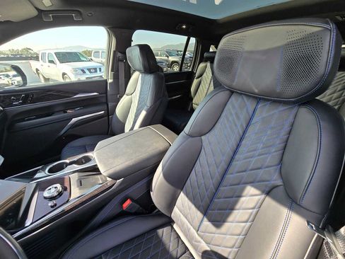 Used 2026 Cadillac Escalade IQ Luxury 1 AWD/4WD image 22