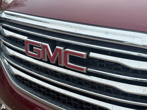 Used 2018 GMC Acadia SLT image 7