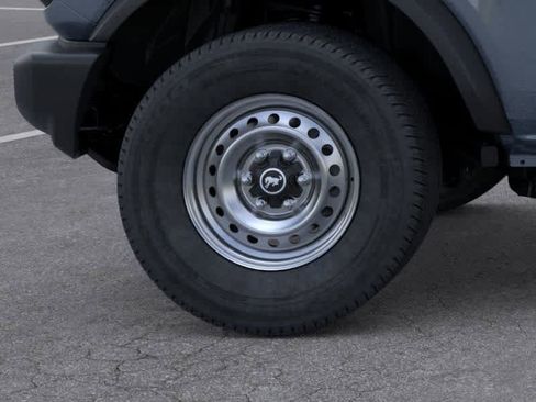New 2025 Ford Bronco 4-Door image 21