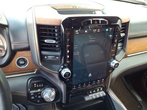 Used 2022 RAM 1500 Limited AWD/4WD image 18