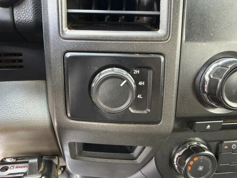 Used 2017 Ford F550 4x4 Crew Cab Super Duty image 30