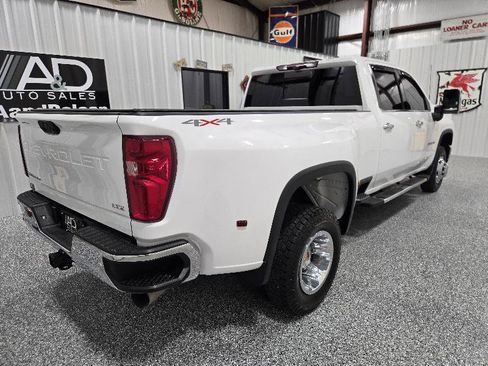 Used 2024 Chevrolet Silverado 3500 LTZ w/ LTZ Plus Package AWD/4WD image 6