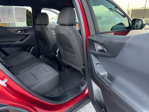 Used 2025 Chevrolet Equinox LT w/ Safety and Technology Package image 25