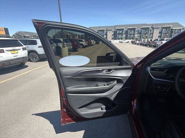 Used 2021 Jeep Grand Cherokee L Laredo AWD/4WD image 10