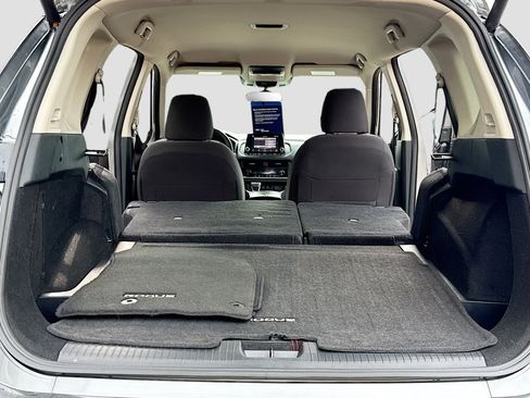Used 2024 Nissan Rogue SV FWD image 7
