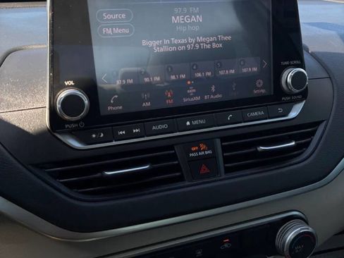 Used 2020 Nissan Altima 2.5 S image 11