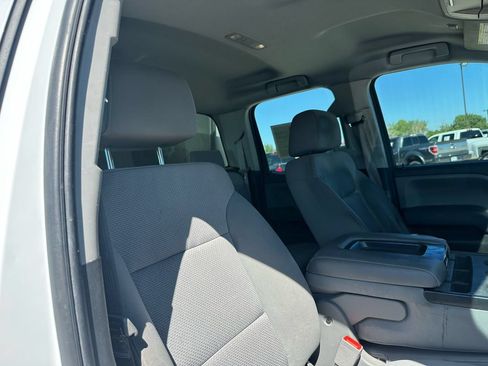 Used 2016 Chevrolet Silverado 2500 W/T w/ WT Fleet Convenience Package AWD/4WD image 15