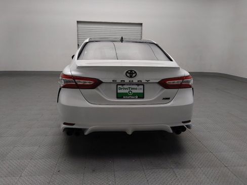 Used 2020 Toyota Camry XSE image 6