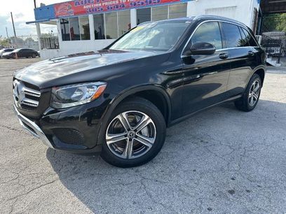 Used 2019 Mercedes-Benz GLC 300 w/ Premium Package
