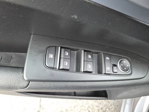 Used 2024 Kia Forte LXS w/ LXS Technology Package image 16