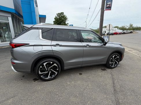 Used 2022 Mitsubishi Outlander SEL AWD/4WD image 11