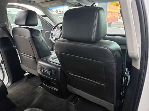 Used 2018 Chevrolet Suburban LT AWD/4WD image 29