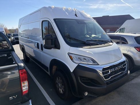 Used 2025 RAM ProMaster 3500 w/ Quick Order Package 22G SLT image 4