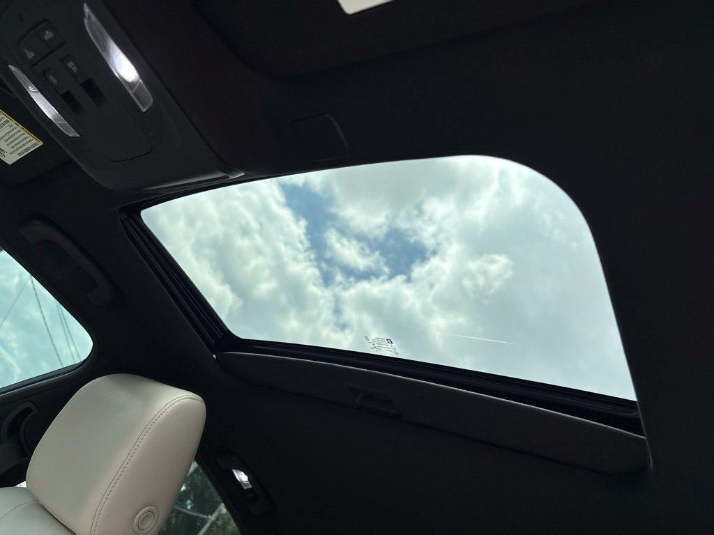 Used 2020 Cadillac CT4 Luxury w/ Sun And Sound Package RWD image 22