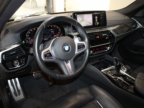 Certified 2023 BMW M550i xDrive image 11