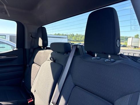 Used 2024 GMC Sierra 1500 Elevation w/ X31 Off-Road Package AWD/4WD image 10
