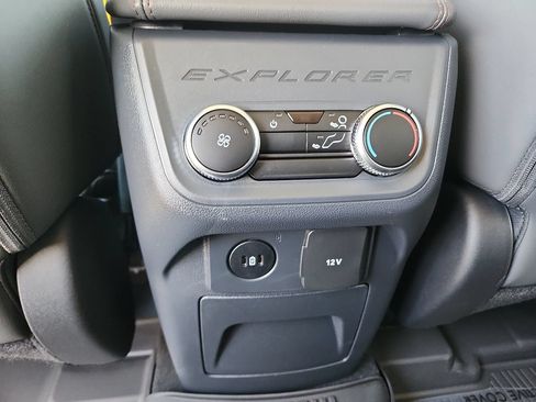 New 2026 Ford Explorer Active w/ Active Comfort Package RWD image 12