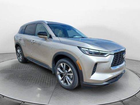 Used 2023 INFINITI QX60 Luxe w/ Cargo Package AWD/4WD image 7