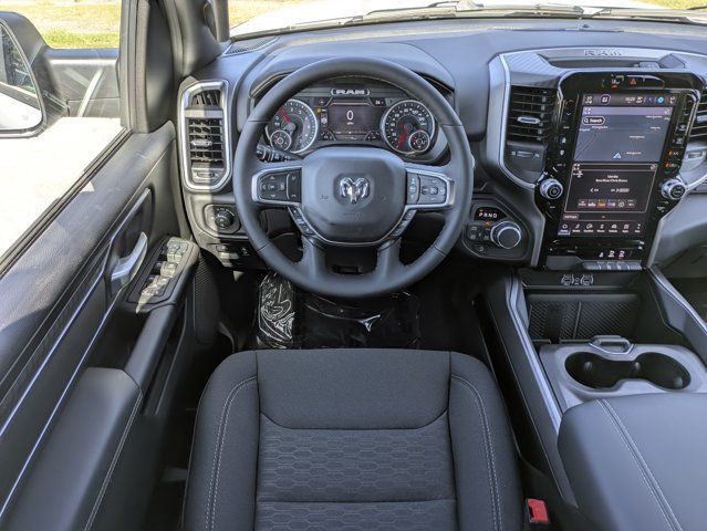 New 2026 RAM 1500 Big Horn AWD/4WD image 16