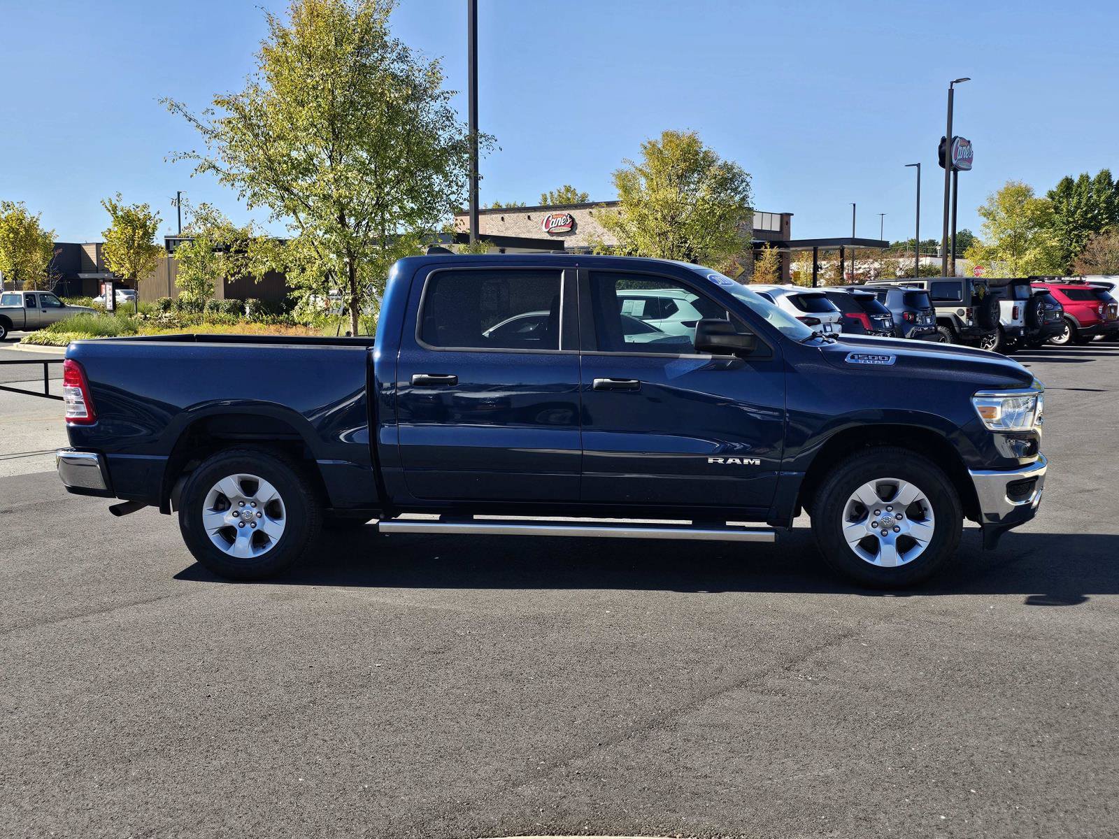 Used 2023 RAM 1500 Big Horn AWD/4WD image 9