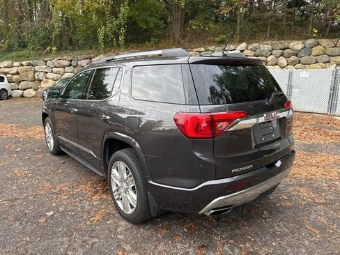 Used 2017 GMC Acadia Denali w/ Technology Package image 3