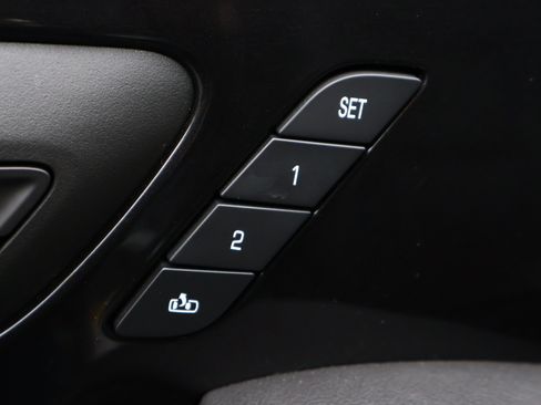 Used 2023 Chevrolet Blazer RS w/ Driver Confidence II Package AWD/4WD image 9