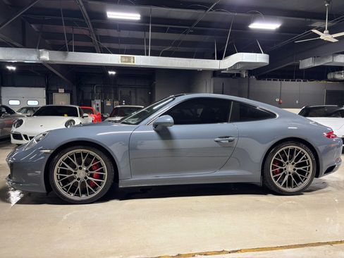 Used 2017 Porsche 911 Carrera S RWD image 9